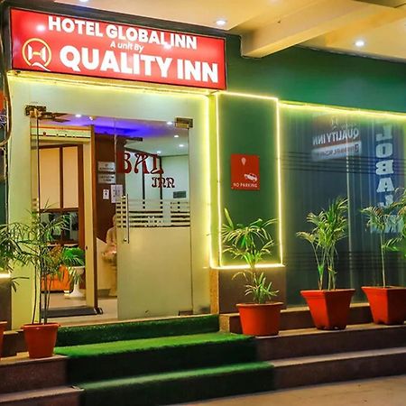 Hotel Global Inn By Quality Inn Ню Делхи Екстериор снимка